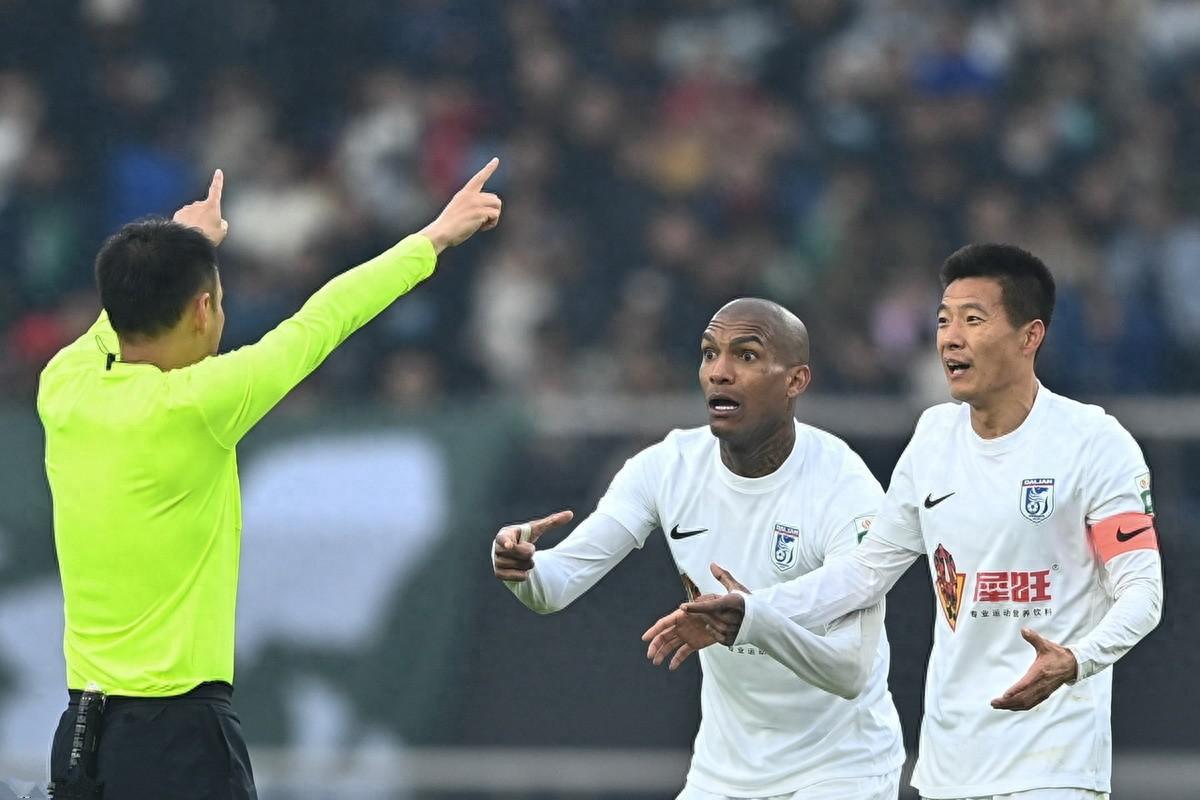 开云体育下载-泽连斯基被逮捕后下场