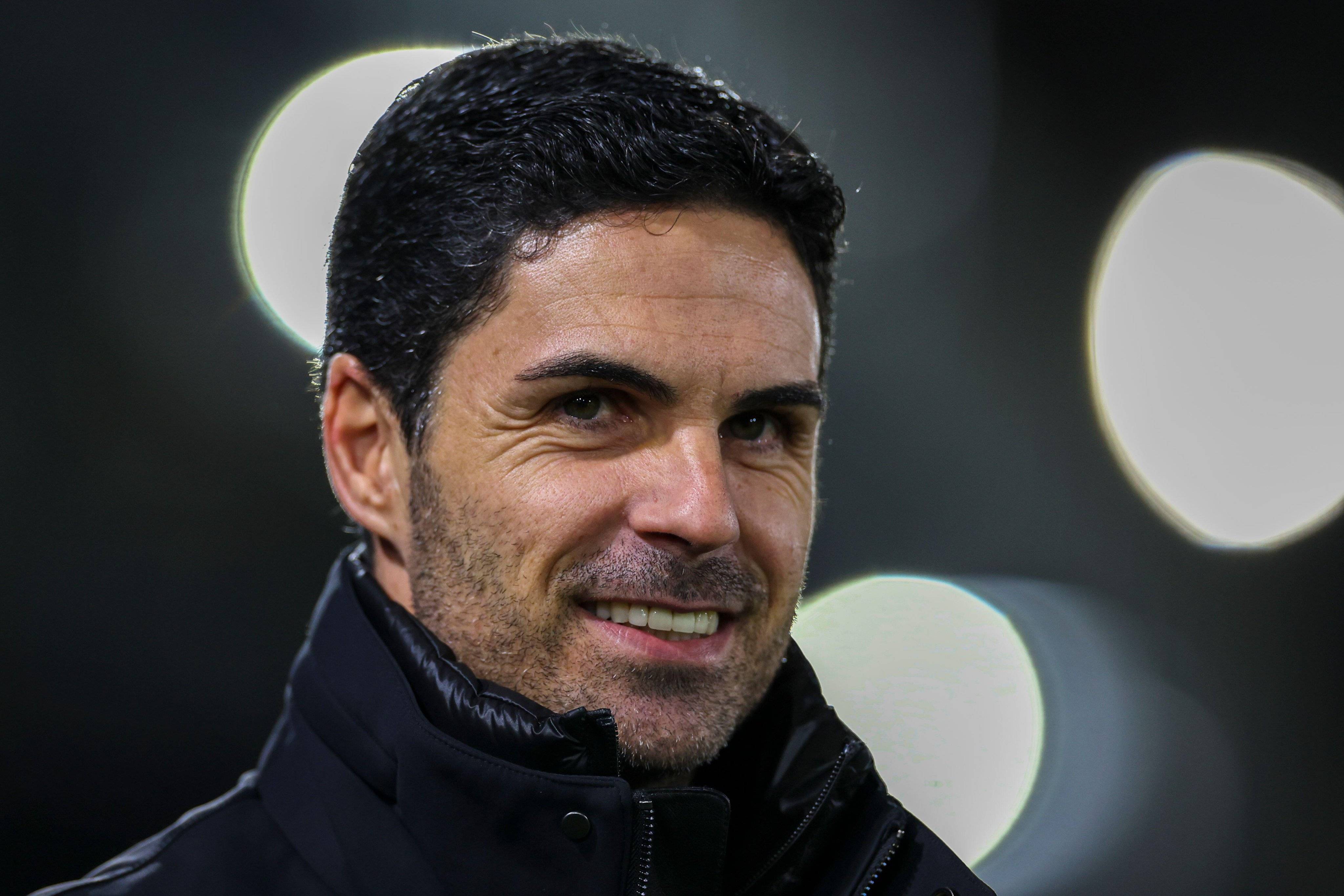 开云-勒沃库森集结日门线救险清晨阿森纳调整名单以备意甲，Rookie连续七场比赛得分超过惊艳表现直接炸裂的简单介绍