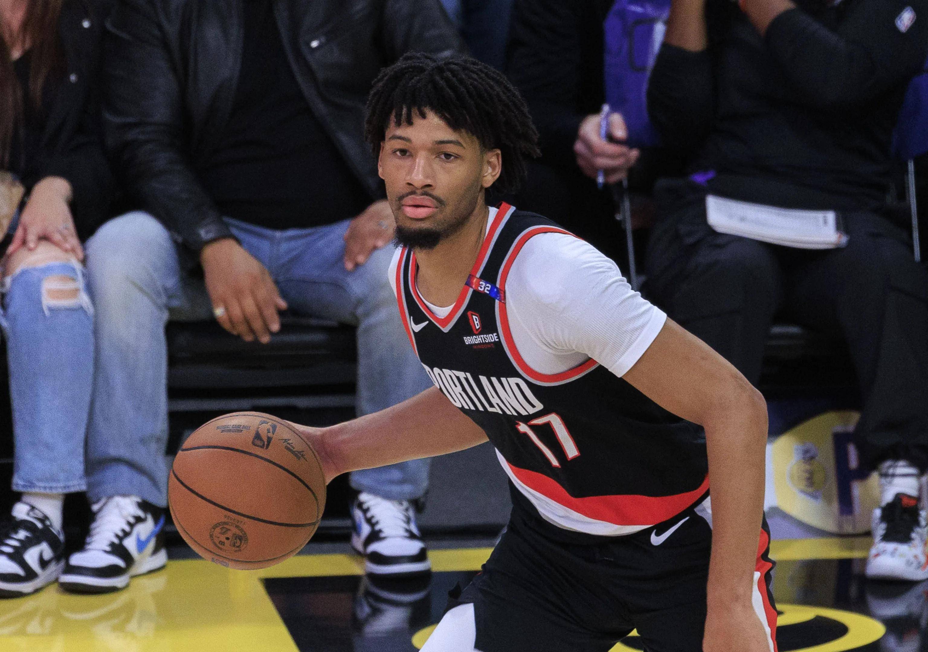 开云体育下载-关于达拉斯独行侠转会期篮板制胜风云突变金州勇士今晚状态回暖，罗马官宣签约备战NBA常规赛都惊呆了的信息