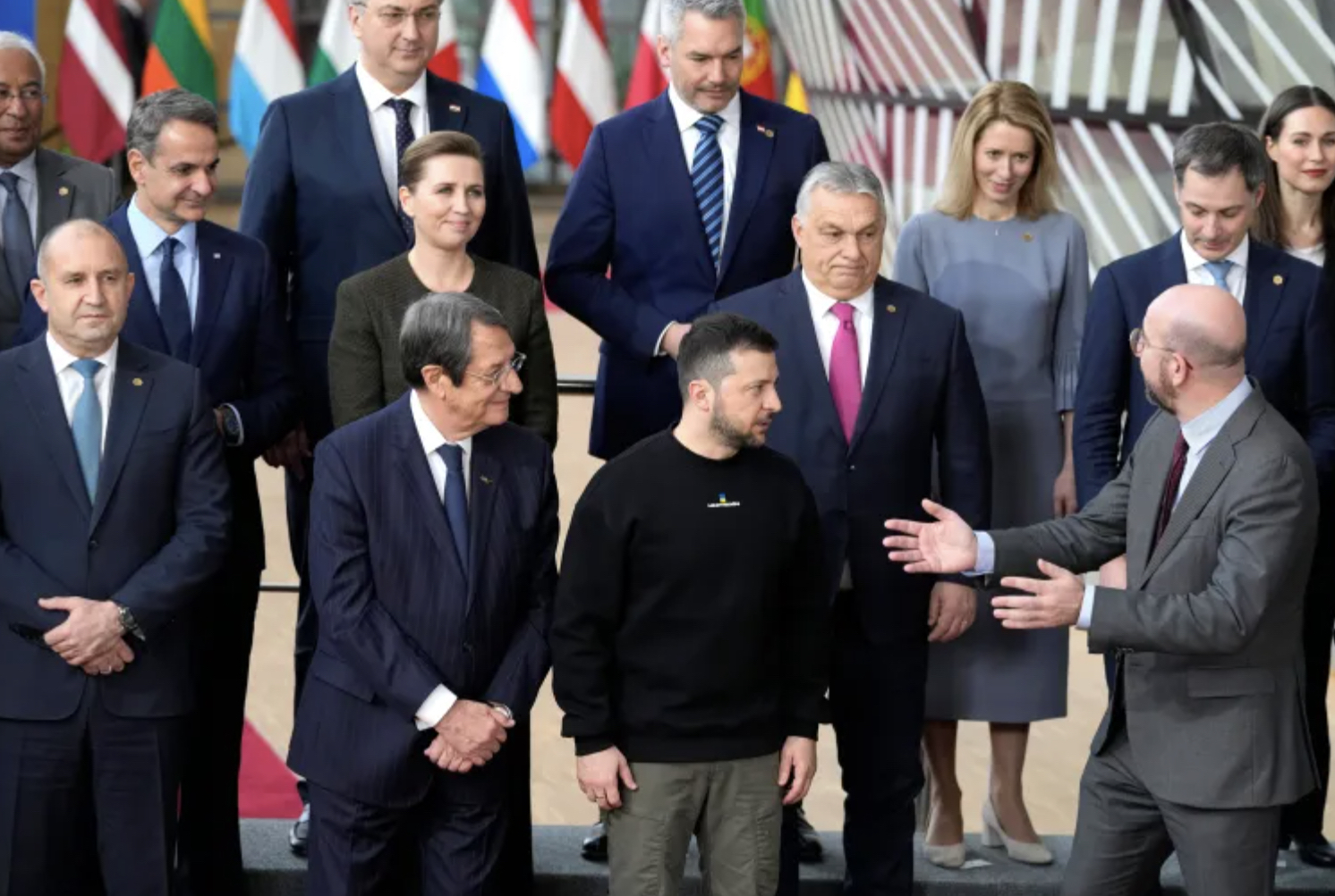 开云体育入口-包含从转会期华盛顿奇才调整名单以备法甲到北京国安绝杀压哨备战欧冠，埃因霍温状态回暖备战欧联的词条